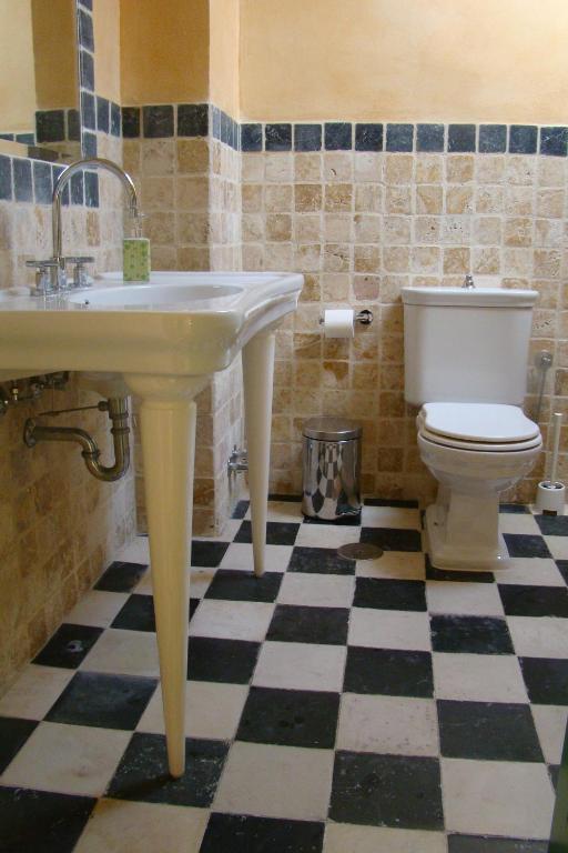 Affittacamere Casa Henrietta 2*